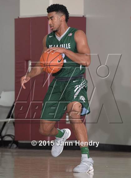 Thumbnail 1 in De La Salle @ Alemany (MaxPreps Holiday Classic) photogallery.