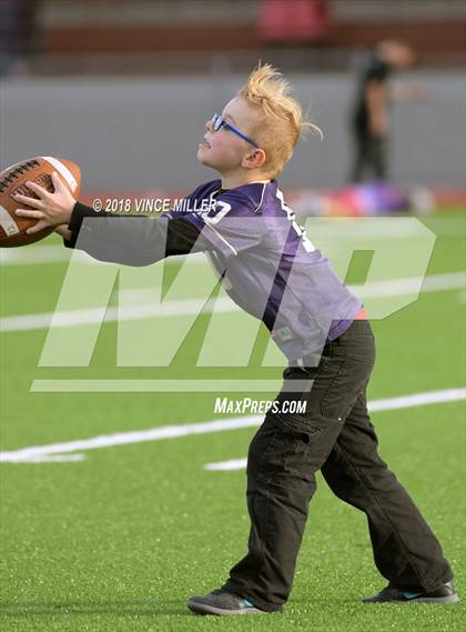 Thumbnail 2 in Sumner @ Puyallup photogallery.