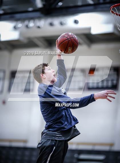 Thumbnail 2 in Hart vs Camarillo (Hart Holiday Classic) photogallery.