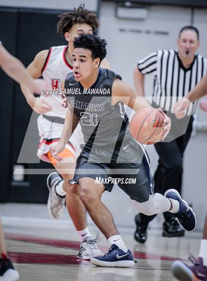 Thumbnail 2 in Hart vs Camarillo (Hart Holiday Classic) photogallery.