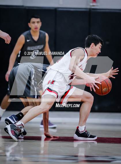 Thumbnail 1 in Hart vs Camarillo (Hart Holiday Classic) photogallery.