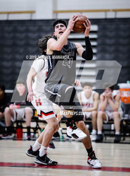 Thumbnail 3 in Hart vs Camarillo (Hart Holiday Classic) photogallery.