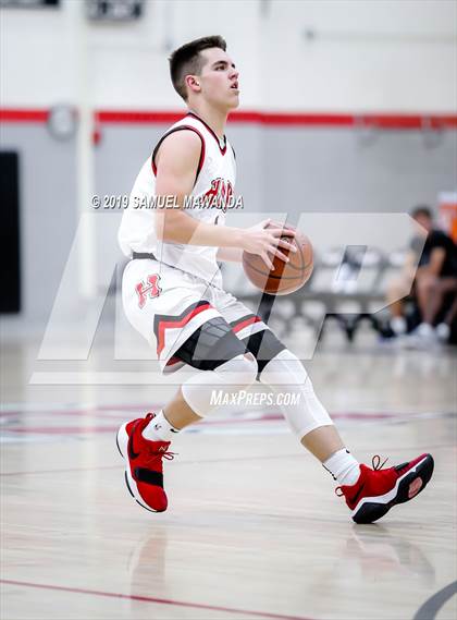 Thumbnail 3 in Hart vs Camarillo (Hart Holiday Classic) photogallery.