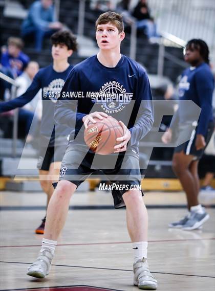 Thumbnail 1 in Hart vs Camarillo (Hart Holiday Classic) photogallery.