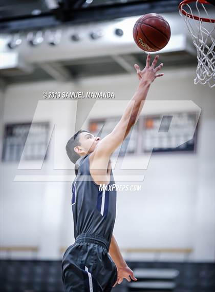 Thumbnail 1 in Hart vs Camarillo (Hart Holiday Classic) photogallery.
