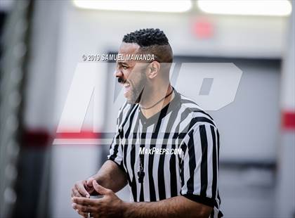 Thumbnail 3 in Hart vs Camarillo (Hart Holiday Classic) photogallery.