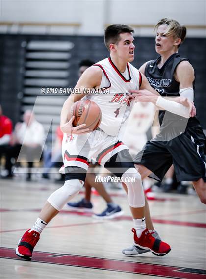 Thumbnail 3 in Hart vs Camarillo (Hart Holiday Classic) photogallery.