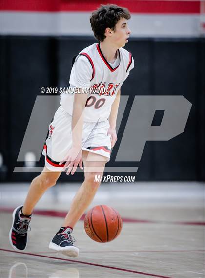 Thumbnail 2 in Hart vs Camarillo (Hart Holiday Classic) photogallery.