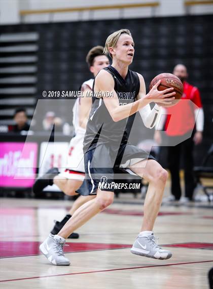 Thumbnail 1 in Hart vs Camarillo (Hart Holiday Classic) photogallery.