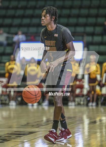 Thumbnail 2 in Mount Vernon vs Green Tech (NYSPHSAA Class AA Final) photogallery.