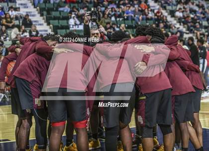 Thumbnail 2 in Mount Vernon vs Green Tech (NYSPHSAA Class AA Final) photogallery.