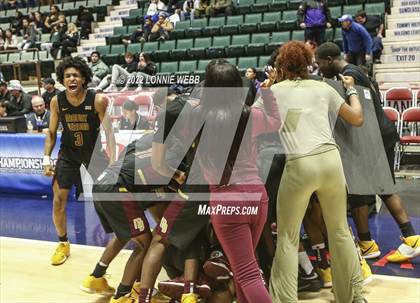 Thumbnail 3 in Mount Vernon vs Green Tech (NYSPHSAA Class AA Final) photogallery.