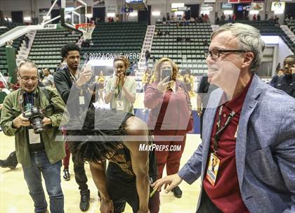 Thumbnail 1 in Mount Vernon vs Green Tech (NYSPHSAA Class AA Final) photogallery.