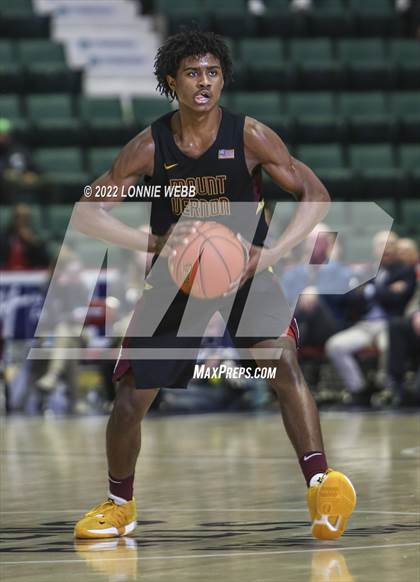 Thumbnail 1 in Mount Vernon vs Green Tech (NYSPHSAA Class AA Final) photogallery.