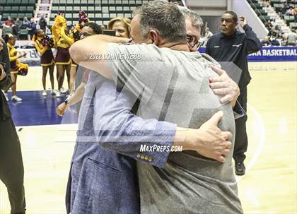 Thumbnail 2 in Mount Vernon vs Green Tech (NYSPHSAA Class AA Final) photogallery.