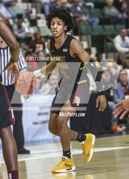 Thumbnail 2 in Mount Vernon vs Green Tech (NYSPHSAA Class AA Final) photogallery.