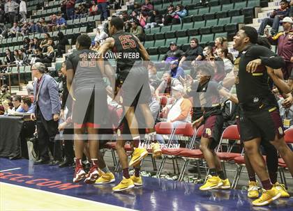 Thumbnail 1 in Mount Vernon vs Green Tech (NYSPHSAA Class AA Final) photogallery.