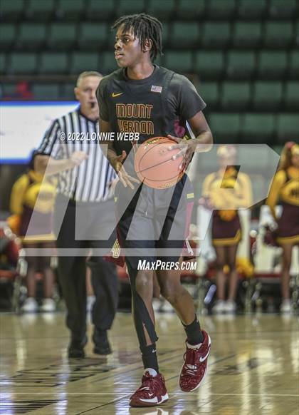 Thumbnail 2 in Mount Vernon vs Green Tech (NYSPHSAA Class AA Final) photogallery.