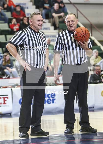 Thumbnail 1 in Mount Vernon vs Green Tech (NYSPHSAA Class AA Final) photogallery.