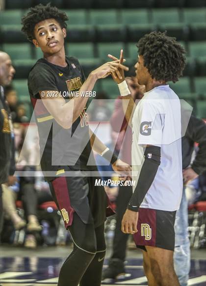 Thumbnail 2 in Mount Vernon vs Green Tech (NYSPHSAA Class AA Final) photogallery.