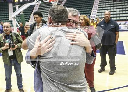 Thumbnail 2 in Mount Vernon vs Green Tech (NYSPHSAA Class AA Final) photogallery.