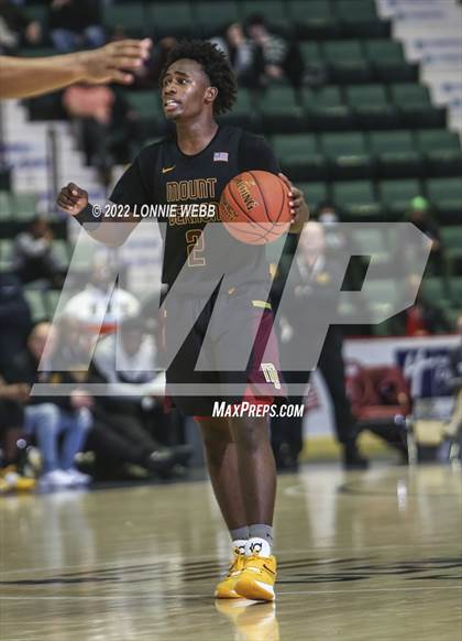 Thumbnail 2 in Mount Vernon vs Green Tech (NYSPHSAA Class AA Final) photogallery.