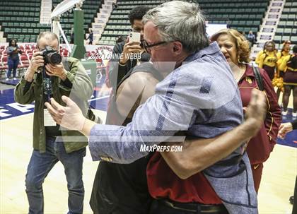 Thumbnail 2 in Mount Vernon vs Green Tech (NYSPHSAA Class AA Final) photogallery.