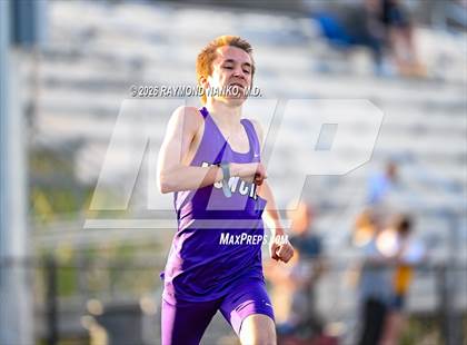 Thumbnail 1 in Muncie Central Duals (800 Meter) photogallery.