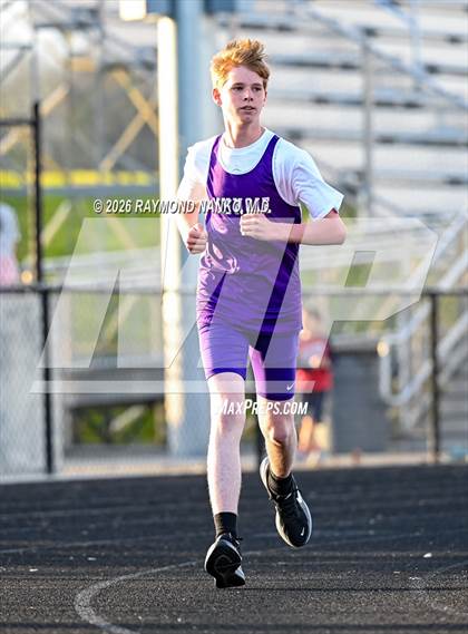Thumbnail 1 in Muncie Central Duals (800 Meter) photogallery.