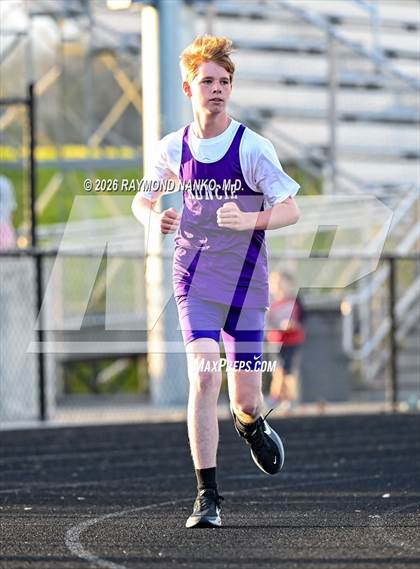 Thumbnail 2 in Muncie Central Duals (800 Meter) photogallery.