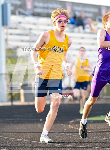 Thumbnail 1 in Muncie Central Duals (800 Meter) photogallery.