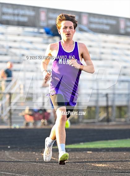 Thumbnail 1 in Muncie Central Duals (800 Meter) photogallery.