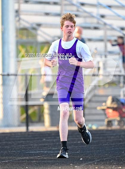 Thumbnail 1 in Muncie Central Duals (800 Meter) photogallery.