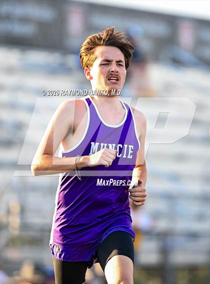 Thumbnail 1 in Muncie Central Duals (800 Meter) photogallery.