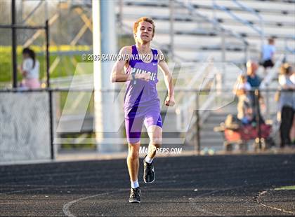 Thumbnail 2 in Muncie Central Duals (800 Meter) photogallery.