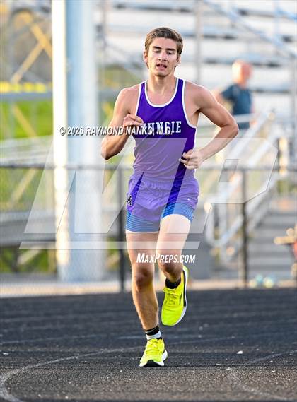 Thumbnail 2 in Muncie Central Duals (800 Meter) photogallery.