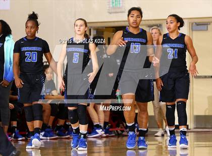Thumbnail 2 in Serra vs. Windward (Battle of the Beach) photogallery.