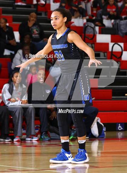 Thumbnail 2 in Serra vs. Windward (Battle of the Beach) photogallery.