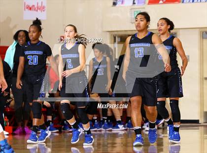 Thumbnail 1 in Serra vs. Windward (Battle of the Beach) photogallery.