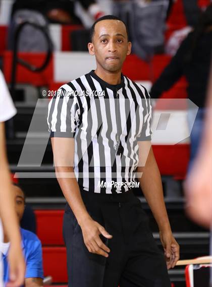 Thumbnail 3 in Serra vs. Windward (Battle of the Beach) photogallery.