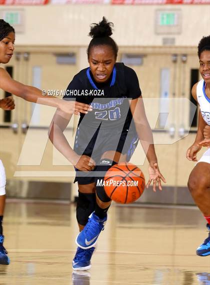 Thumbnail 1 in Serra vs. Windward (Battle of the Beach) photogallery.