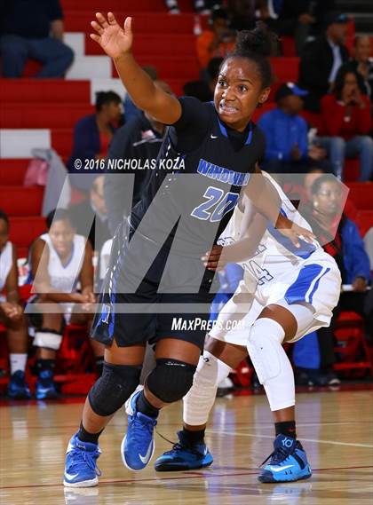 Thumbnail 1 in Serra vs. Windward (Battle of the Beach) photogallery.