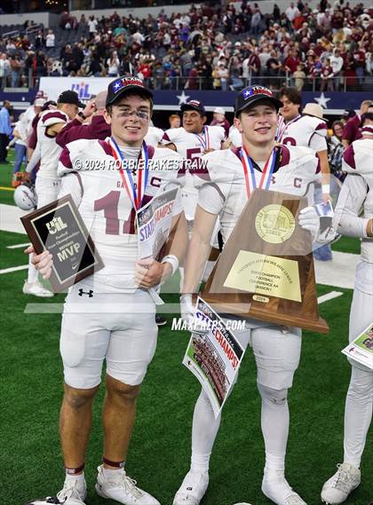 Thumbnail 1 in Stamford vs. Ganado (UIL 2A Division I Football Final Medal Ceremony) photogallery.