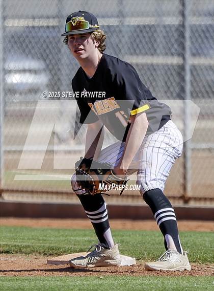 Thumbnail 3 in Manitou Springs vs St. Helens (Coach Bob Invitational) photogallery.