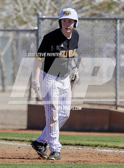 Thumbnail 3 in Manitou Springs vs St. Helens (Coach Bob Invitational) photogallery.