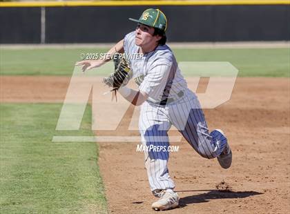 Thumbnail 1 in Manitou Springs vs St. Helens (Coach Bob Invitational) photogallery.