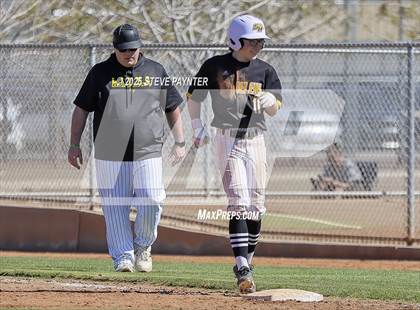 Thumbnail 2 in Manitou Springs vs St. Helens (Coach Bob Invitational) photogallery.
