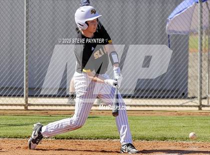 Thumbnail 2 in Manitou Springs vs St. Helens (Coach Bob Invitational) photogallery.