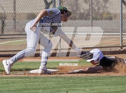 Thumbnail 3 in Manitou Springs vs St. Helens (Coach Bob Invitational) photogallery.