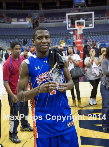Thumbnail 1 in Roosevelt vs Maret (DCSAA Final) photogallery.